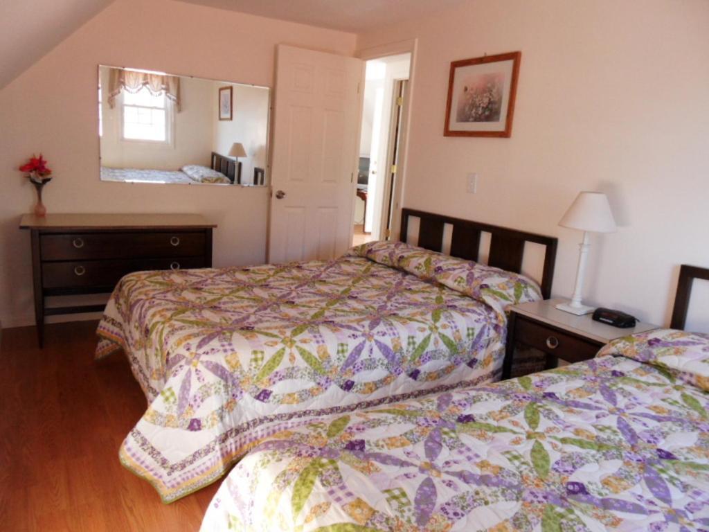 Seven Dwarfs Motel & Cabins Lake George Ruang foto