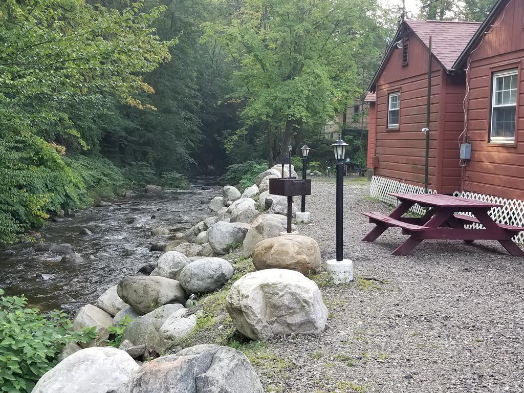 Seven Dwarfs Motel & Cabins Lake George Bagian luar foto