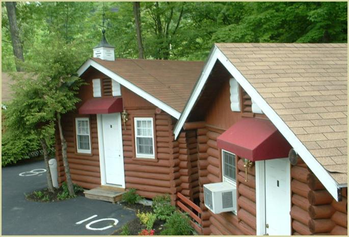 Seven Dwarfs Motel & Cabins Lake George Bagian luar foto